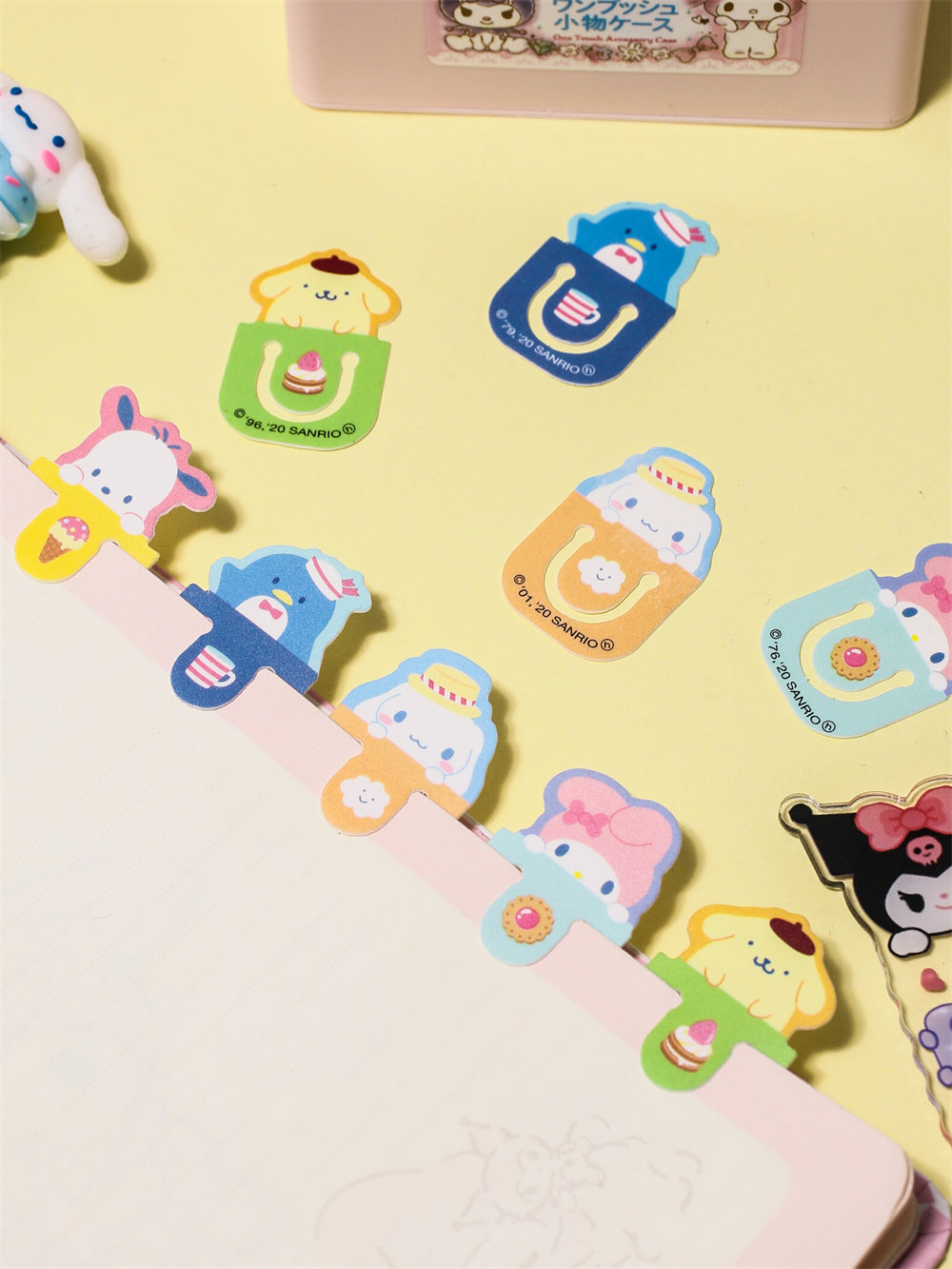 Sanrio 6 Character Mini Plastic Bookmark Clips