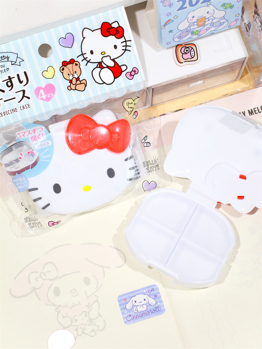 Melody & Kitty 4 Compartments Portable Cute Travel Pill Organizer